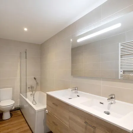 Les Isards Apartment