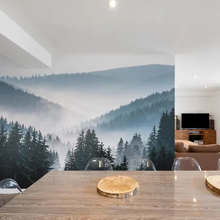 Les Isards Apartment *